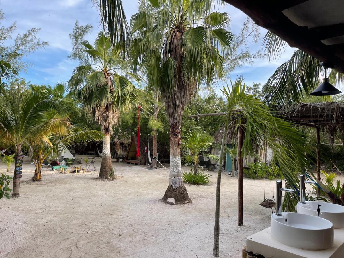 La Aldea Holbox Cabanas Y Camping Exterior photo
