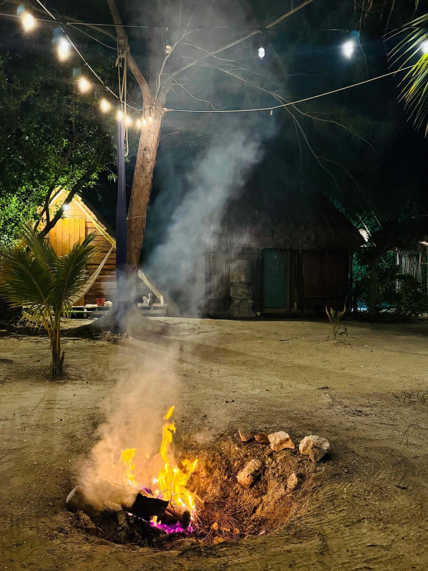 La Aldea Holbox Cabanas Y Camping Exterior photo