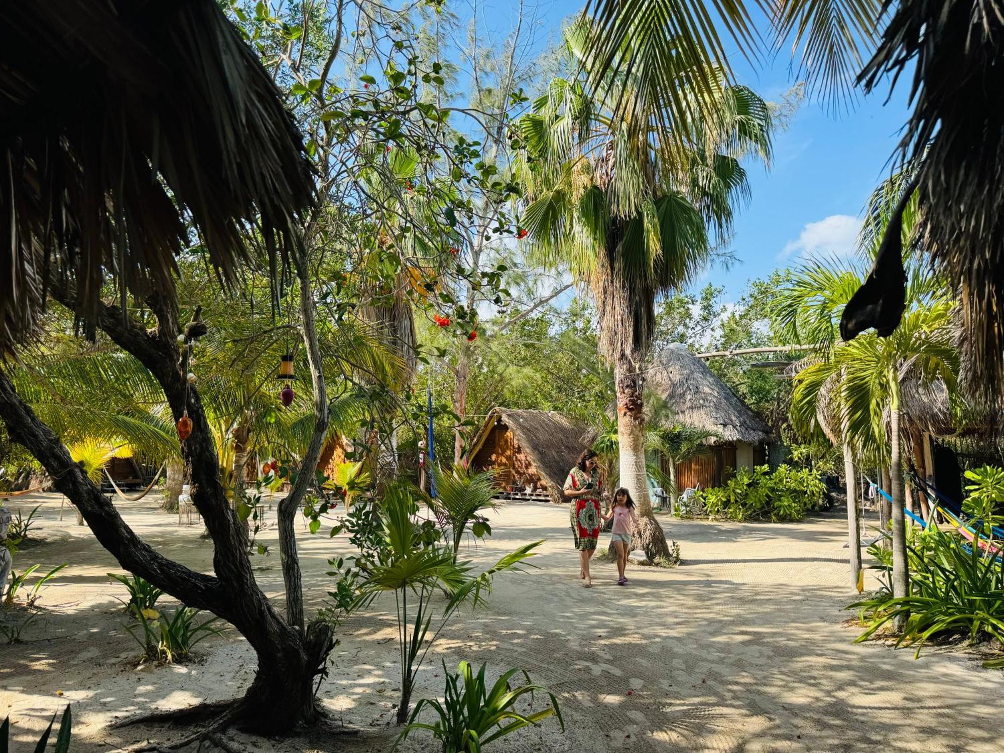 La Aldea Holbox Cabanas Y Camping Exterior photo